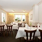 Mennicken Hotel