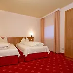 Hotel Mennicken Würselen
