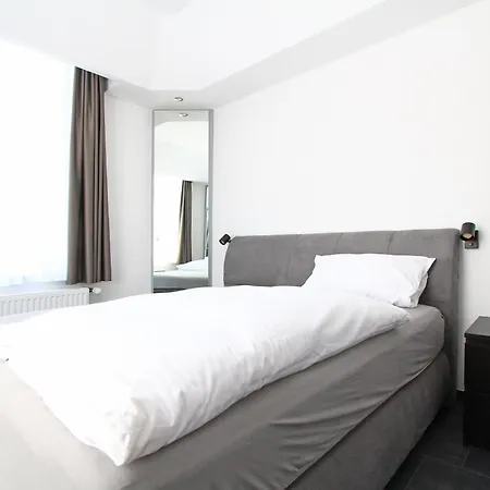 Mennicken 3*