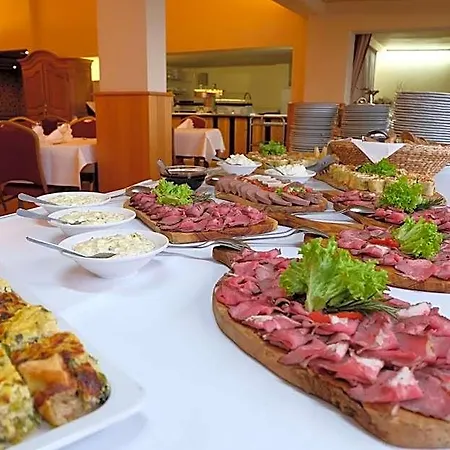 Hotel Mennicken 3*