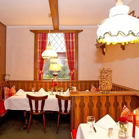 Hotell Mennicken Würselen