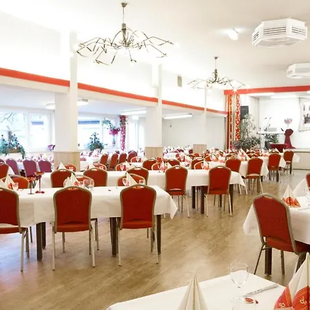 Mennicken Hotell Würselen