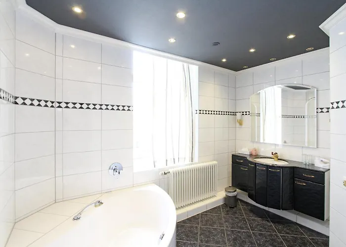 曼尼肯酒店 酒店 伍尔瑟伦